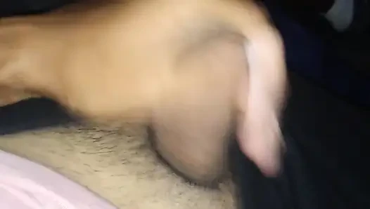 Heyecanlı bir yüzle bana bak