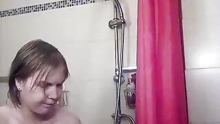 Yo tomando una ducha