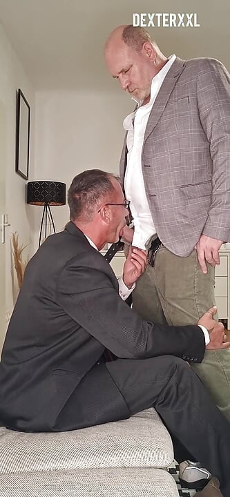 Roland się pieprzyć, zanim pójdziemy na koncert. Bez siodełka gay spust w twarz
