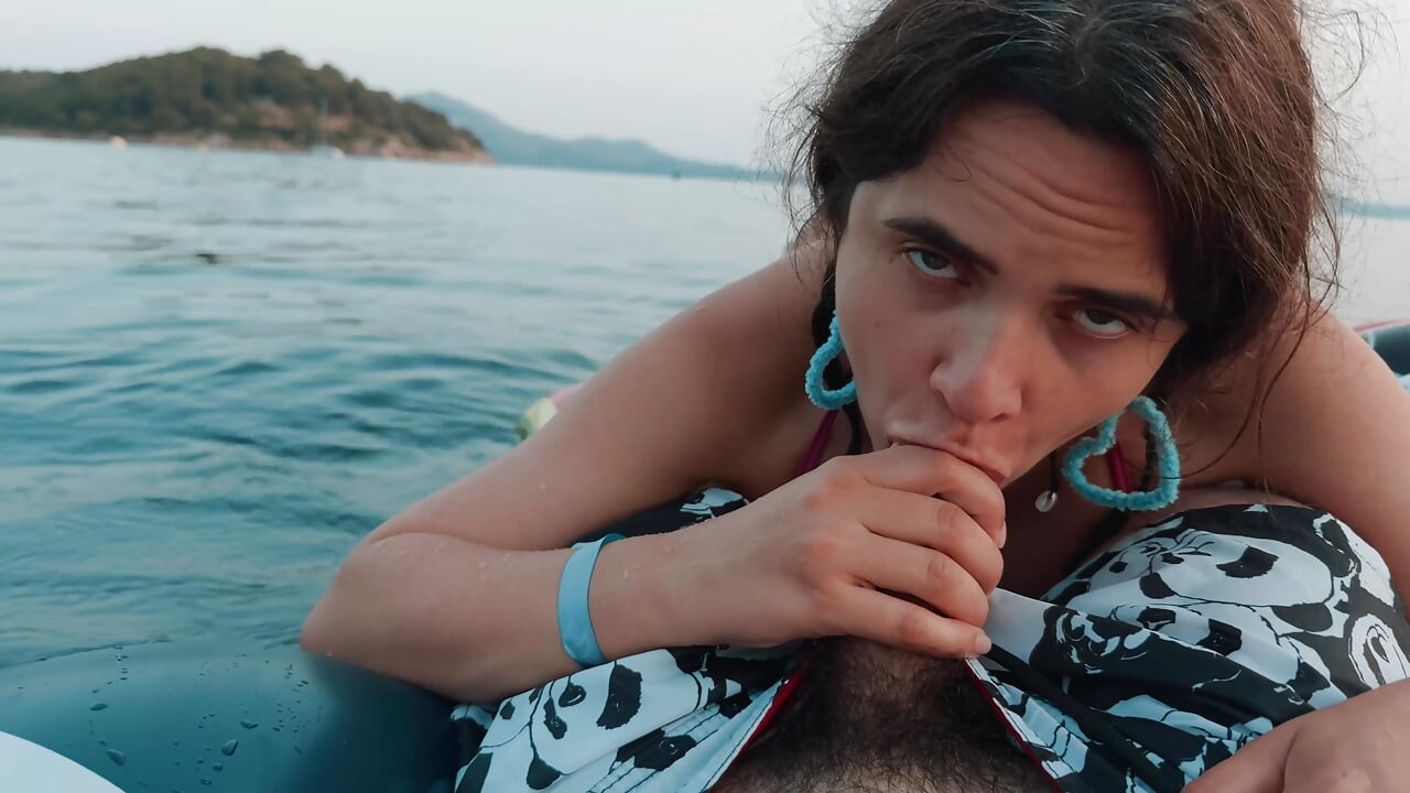 I Sucked Stepbro On The Paradise Floatie