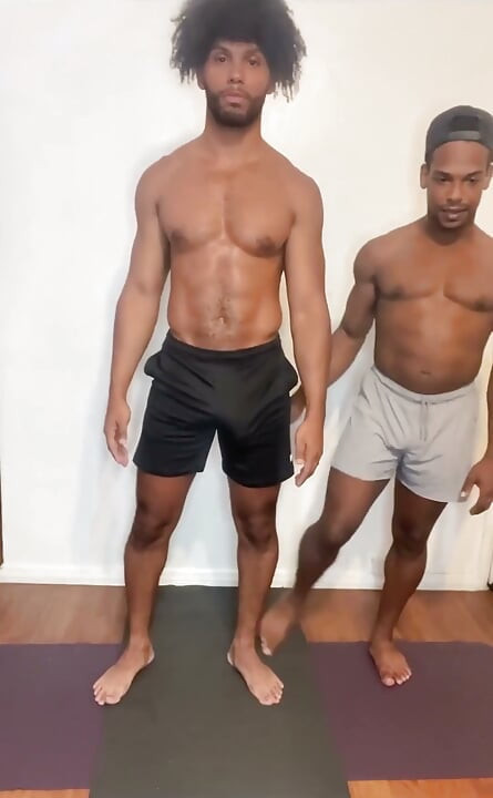 Ioga quente: fita de sexo do Adrian Hart