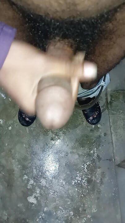 Big Cock Hairy Indian Guy Jerk off Cum in Public Toilet Yummy Cum