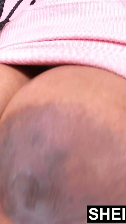 4k Giant Udders Bomb-Shells, Giant Erect Brown Nipples Closeup Modeling Fetish, Busty Black Girl Sheisnovember | Clip 1