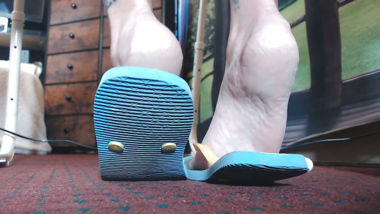 Blue rubber flipflop shoeplay