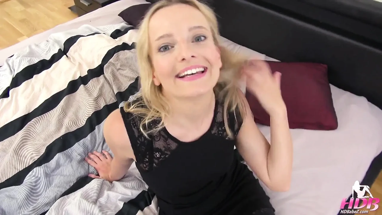 123 - 1 Babe Fucks for Creampie