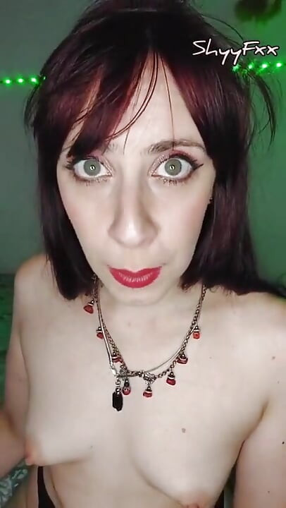 Shyyfxx Influencer fierbinte striptease Sin Bedste Ven Med En Lykkelig