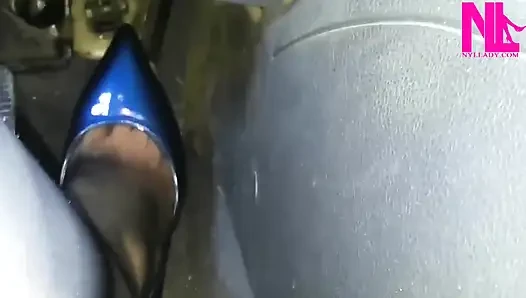 Pattent Blue Buffalo'da şehvetli sürüş süper seksi pompalar