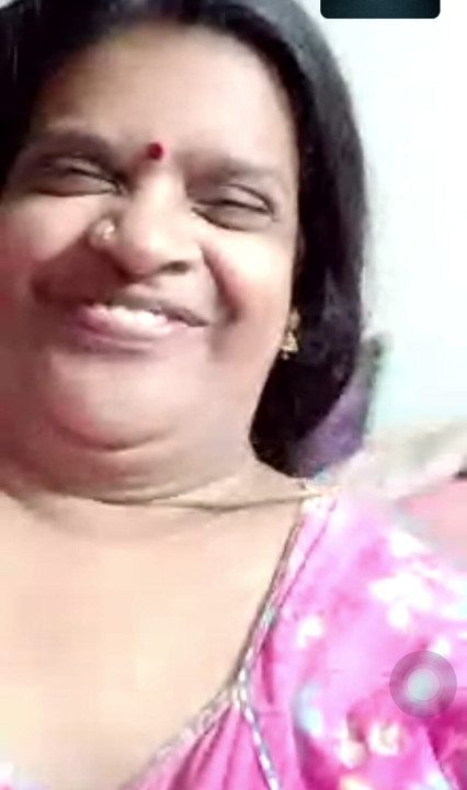 Vidiyo kl men tamil aanti ke stan sho