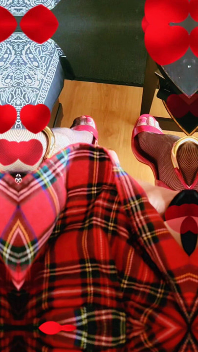 SiSsy👠SchooLGirL((Doc)) Mini-Jupette, String-ficelle, Bas Resilles, Talons Aiguilles Rouges. VaneSsaBiTCHx PariSChienneTrvprod⁹¹