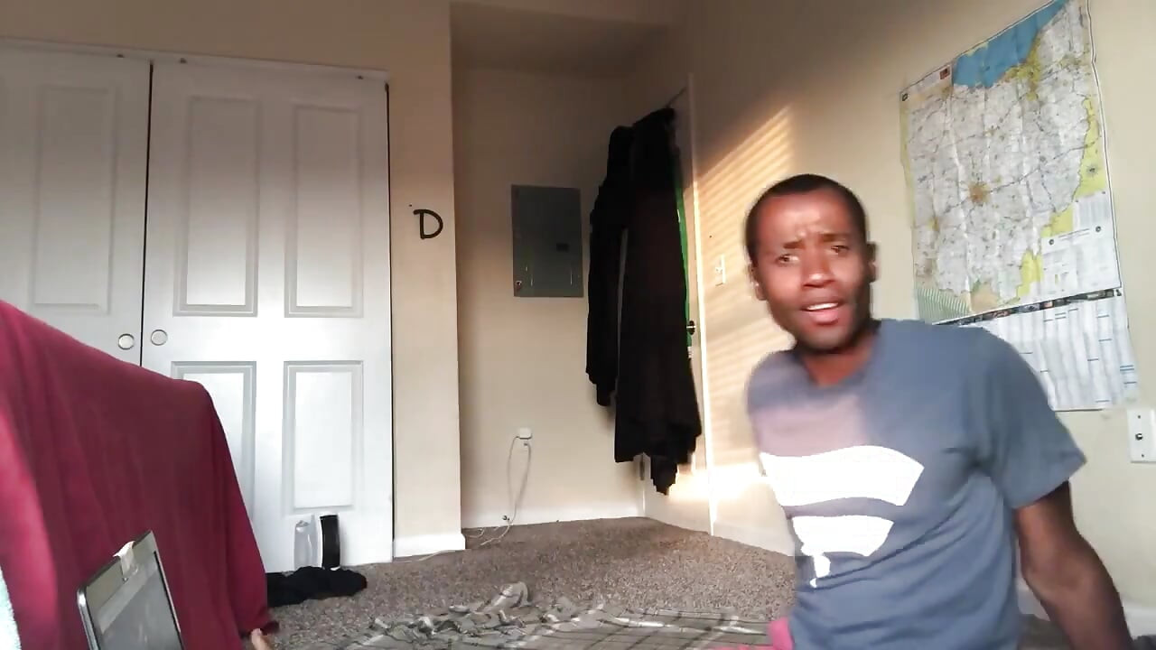 Edm，节日，男人，舞蹈和大麻夏季氛围？