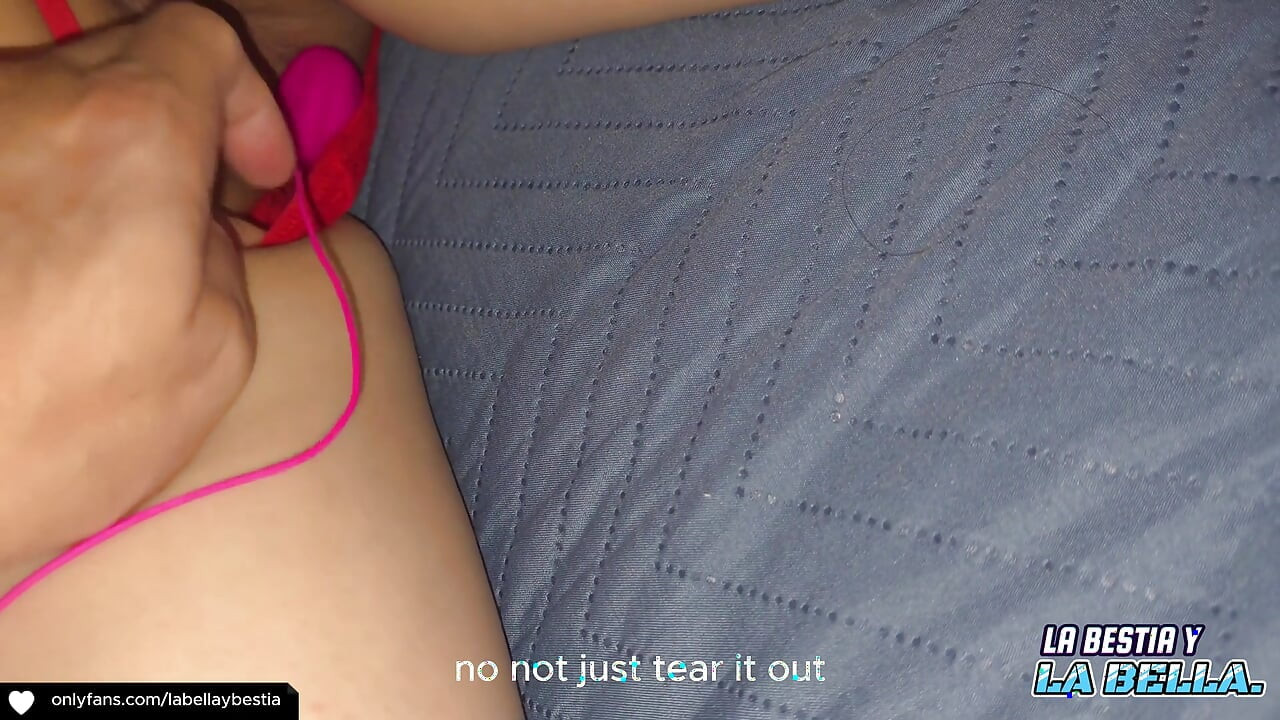 เขาเย็ดหีรวยของฉันด้วยควยใหญ่ของเขาน้ําแตกใส่หน้าฉันถ่ายเอง