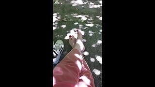 Fétichisme des pieds - compilation de fétichisme des pieds en public et des pieds