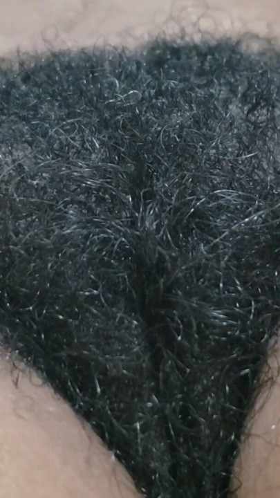 Amateur Hairy Pussy MILF Moments With Natural Curves | Clip 1