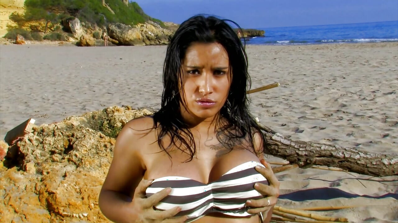Gorgeous Latina Puts Oil All Over Her Body Before Getting Fucked