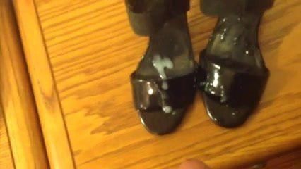 Cum on Sexy Black heels