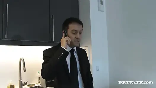 Ее трахают два больших черных члена, а также один белый