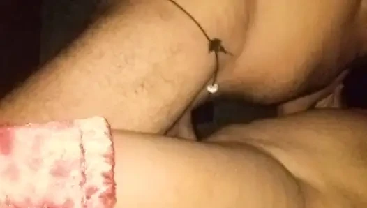 Bhabi ne baiya ke bal saf kiye fir chudai ki