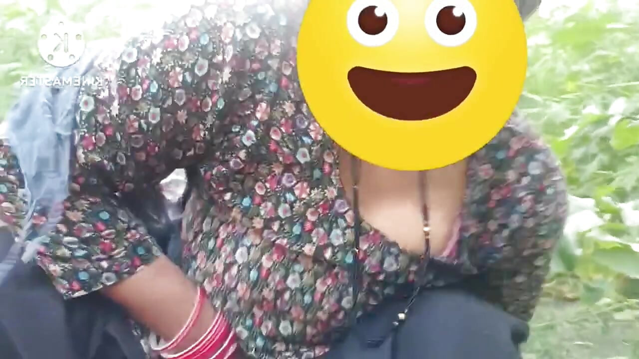 Desi Village Bhabhi geneukt door Devar in outdoor