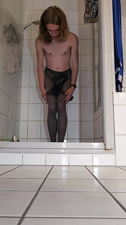 ฉี่เงี่ยนสุดๆ