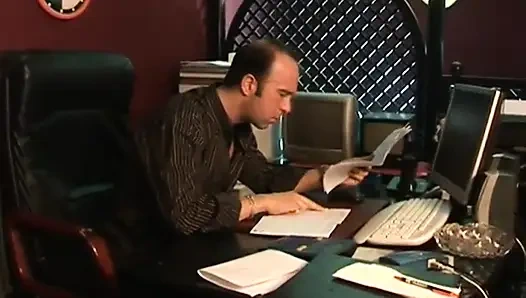 Brunette girl pussy licking pussy fucking pussy fingering...cum in mouth