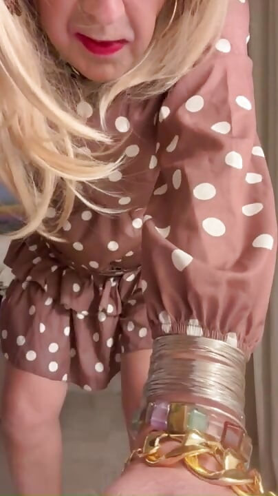 Hot Spanish trans girl cums in a beautiful polka dot dress and high heels