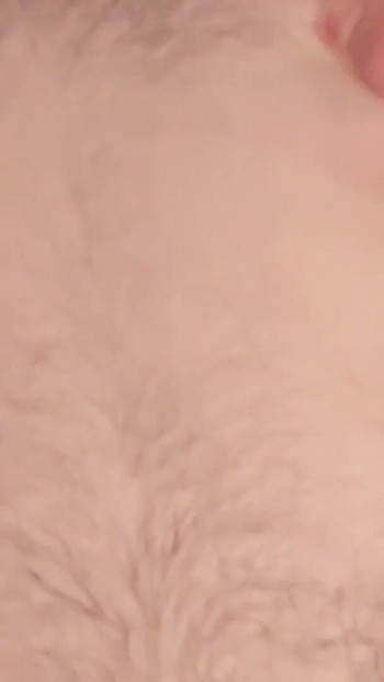 Le gros fait le boulot. | Clip 2