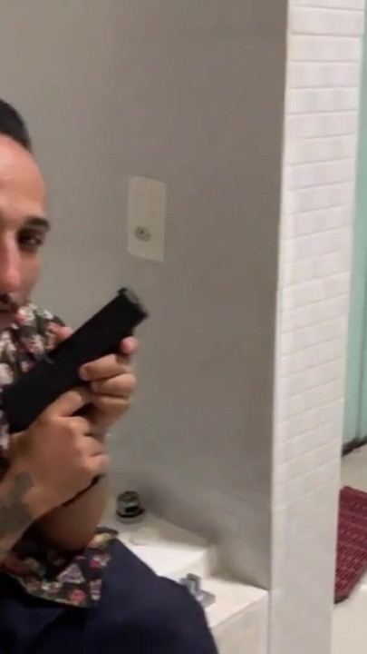 ปาร์ตี้อีตัว | คลิป 3