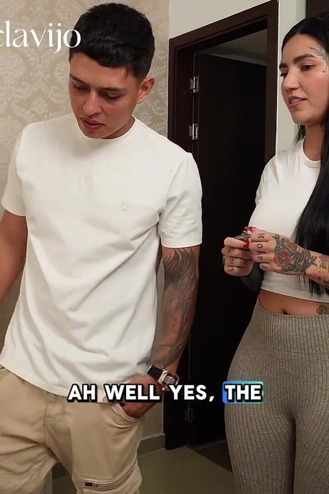 Dia ingin menjual apartemen itu kepada saya tetapi pantatnya lebih baik