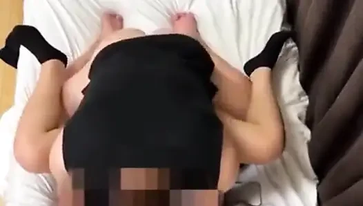 Größte lücke zeigt, dass ein ernsthaftes mädchen die kontrolle verliert, während sich nightlong closeness entwickelt auf platz 2