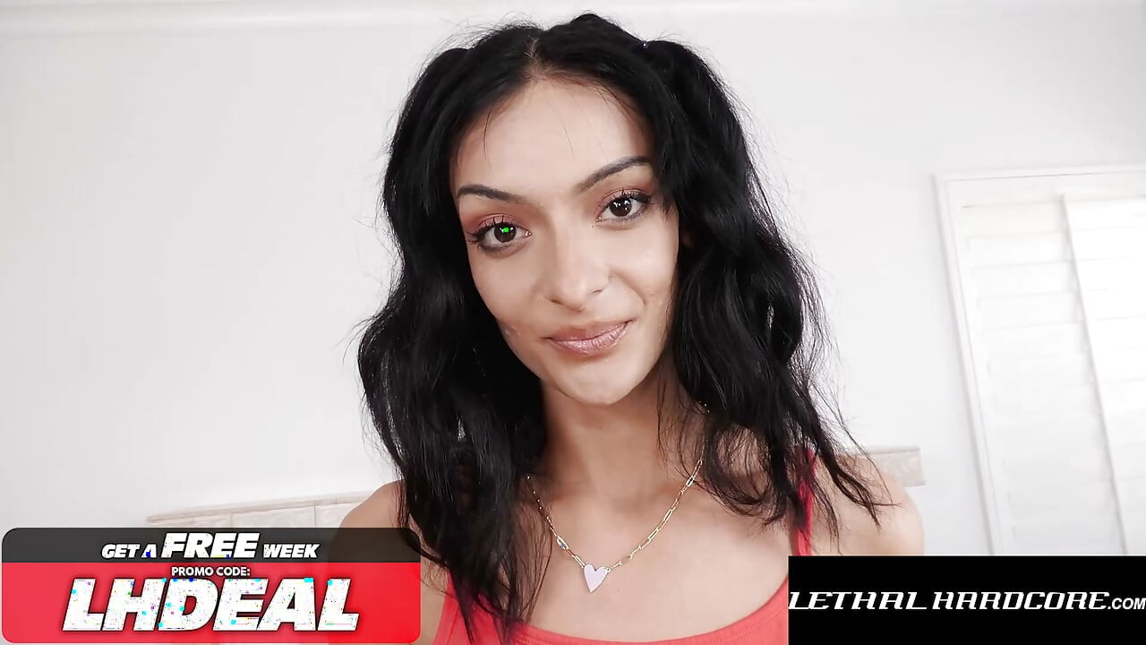LETHAL HARDCORE - layne james, brünettes schätzchen, schlampiger blowjob & doggystyle-fick