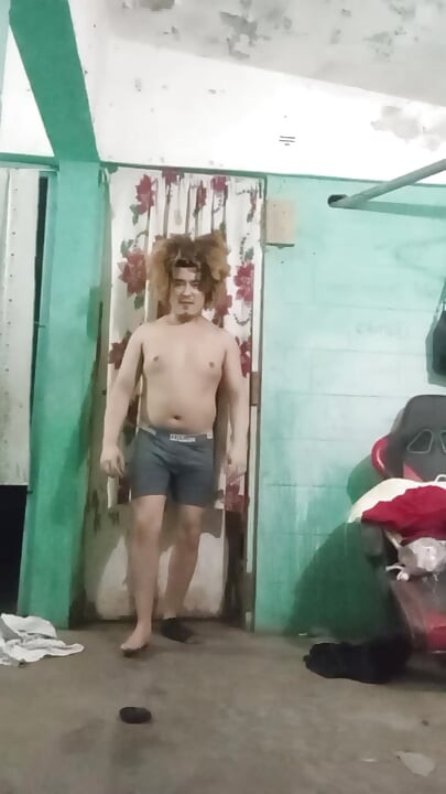 Jesus en boxer jalandose el pene capitulo 14