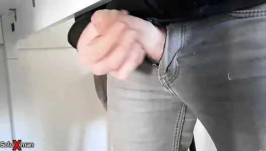Edepsizce konuşuyor ve patlayana kadar edepsizce sikişiyor! Göğüslerimi sik - soloxman