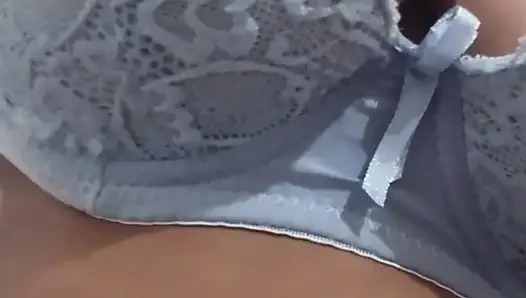 Моя большая сводная сестра была сердита, нас поделили одну кровать, полный хинди аудио