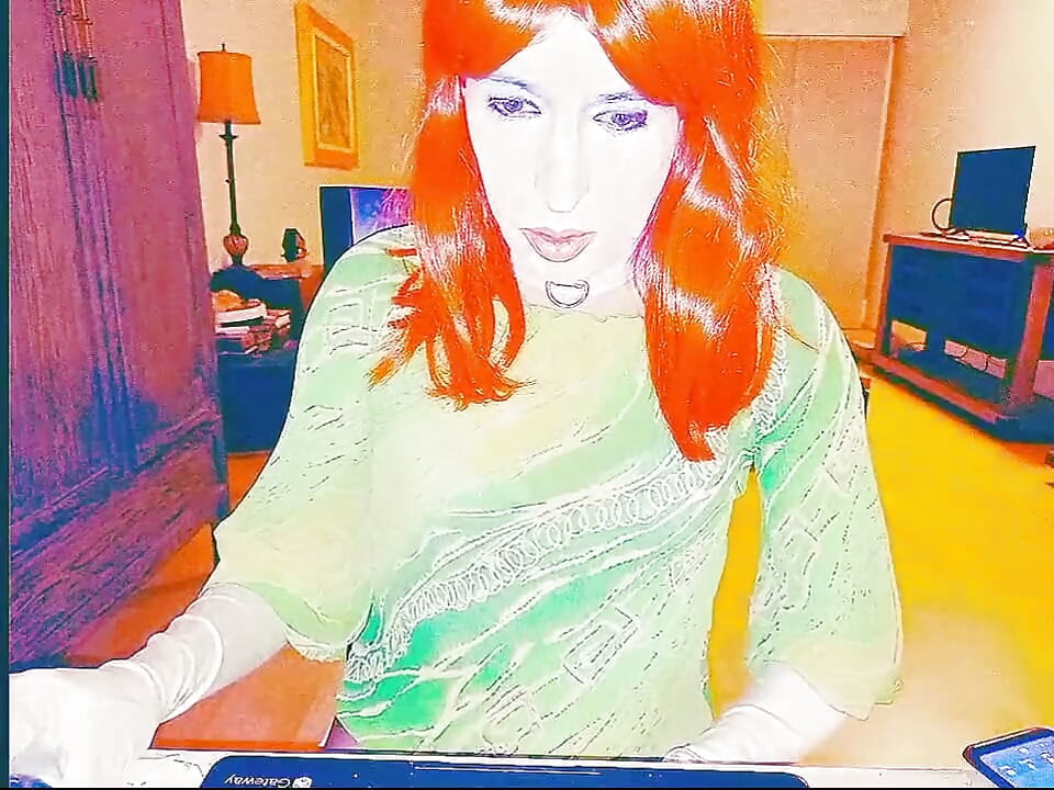 娘娘腔用尿液遊戲自慰
