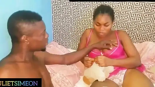 Julietsimeon sevgililer günü sezonunda har erkek arkadaşı tarafından aldatıldı