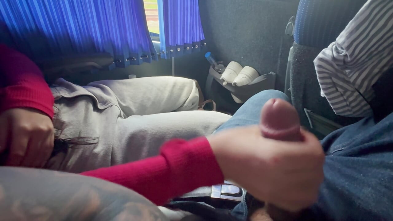 Road to MEDELLIN, jerkoff and fingering pussy with in public service bus