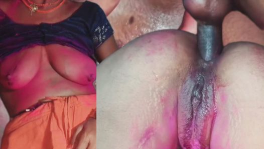 Indian Desi Suman got fucking and ass licking done with her brother-in-law on the day of Holi and fucked the card of brother-in-law
