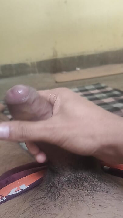 Gf ke yad m lund ko hilana