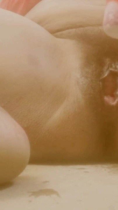 Desi seoska polusestra u puderu ke dabba se pura pani pani nikal diya potpuna squit žestoka sperma u pički vrlo vruć video... | Isječak 1