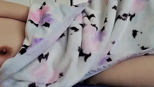 Married woman's masturbation that feels when you touch her breasts