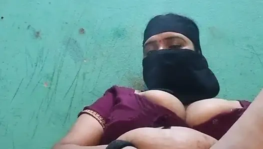 Симпатичное соло поздней ночью с симпатичным и привлекательным бангладешском разговоре