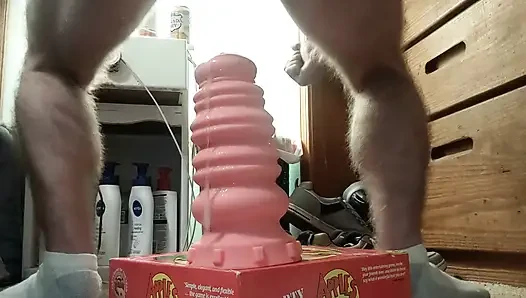 Tyler Durden ile büyük anal dildo Macaroon