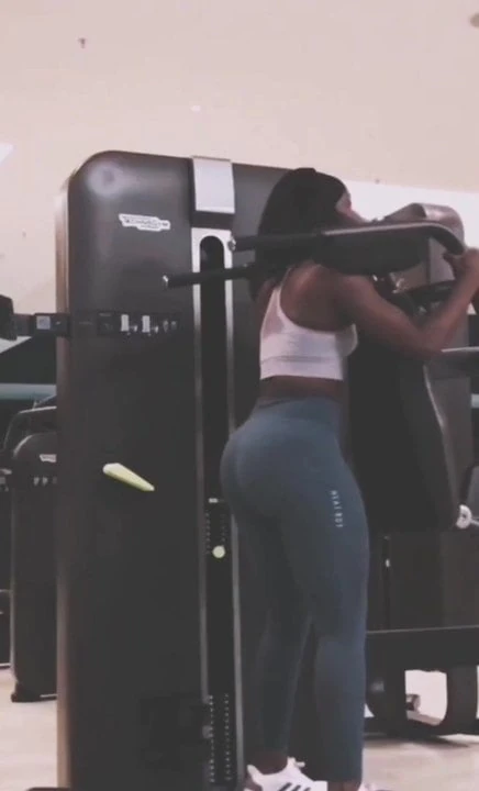 Empty Yr balls in her Big ass