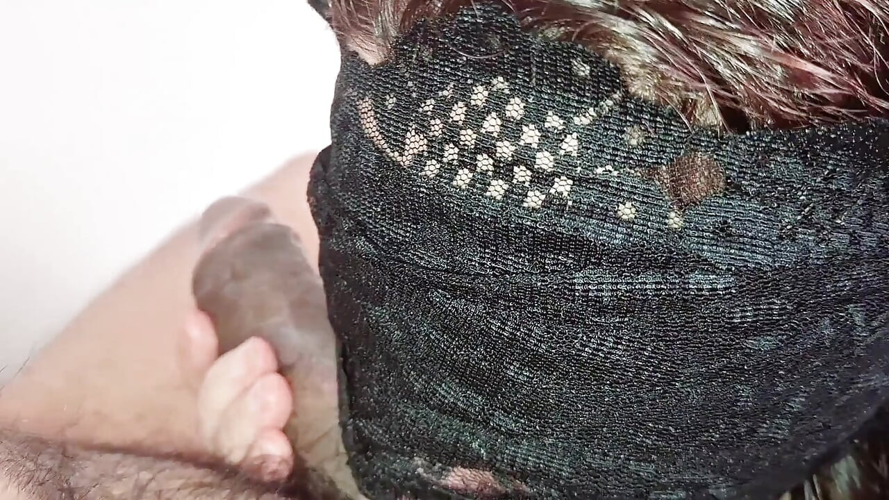 Kicsit játszik a farkával