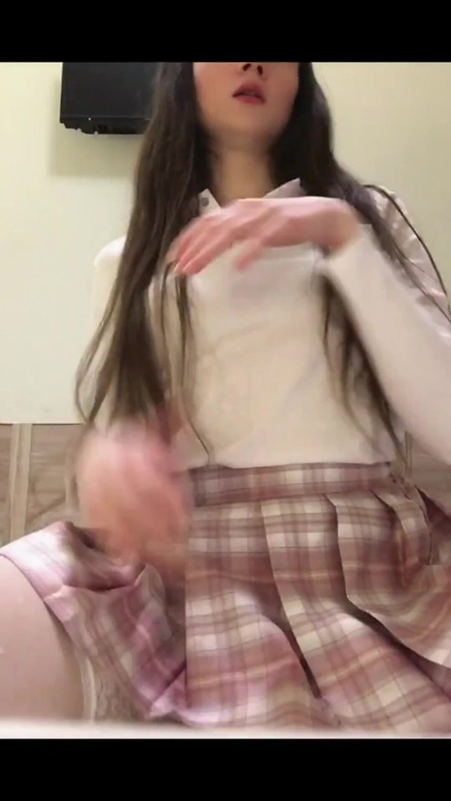 TikTok compilation part 6: naked girl dancing, mini skirt, skinny jeans, protruding nipples, thong, striptease, leggings | Clip 2