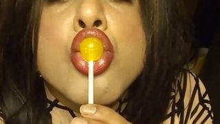 Elle zomers lolly zuigtijd