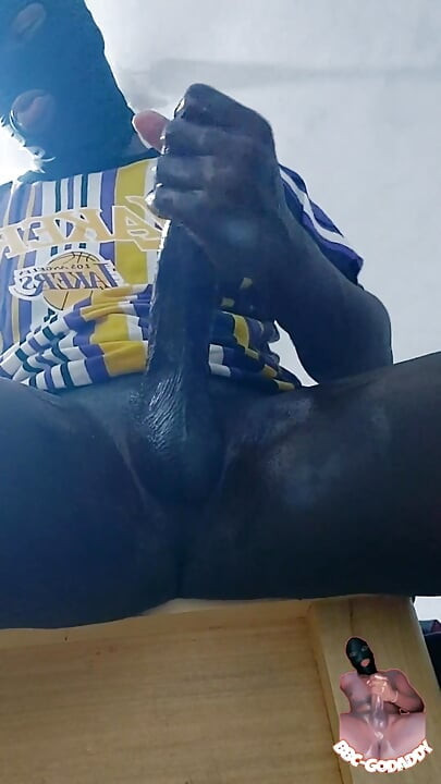 Azgın büyük zenci yarağı yarak lakers genç oyuncunun biraz amına ihtiyacı var