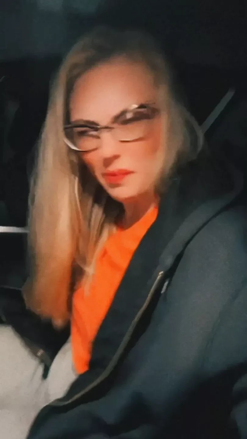 Would you tell this DREAM GIRL TO "MOVE ON"?