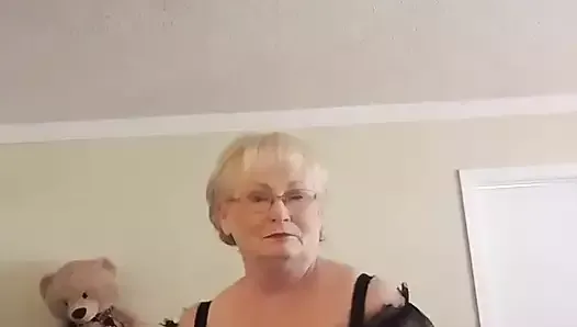 Granny Gilf Shaking Her Ass And Dancing The Night Away