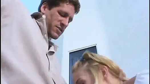 Sexy cock sucking babe takes dick in cunt and ass in FMM 3way then gets jizzed